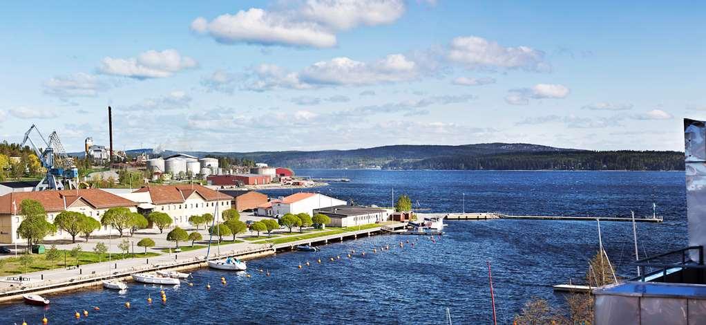First Hotel Stadt แฮร์เนอซันด์ ภายนอก รูปภาพ