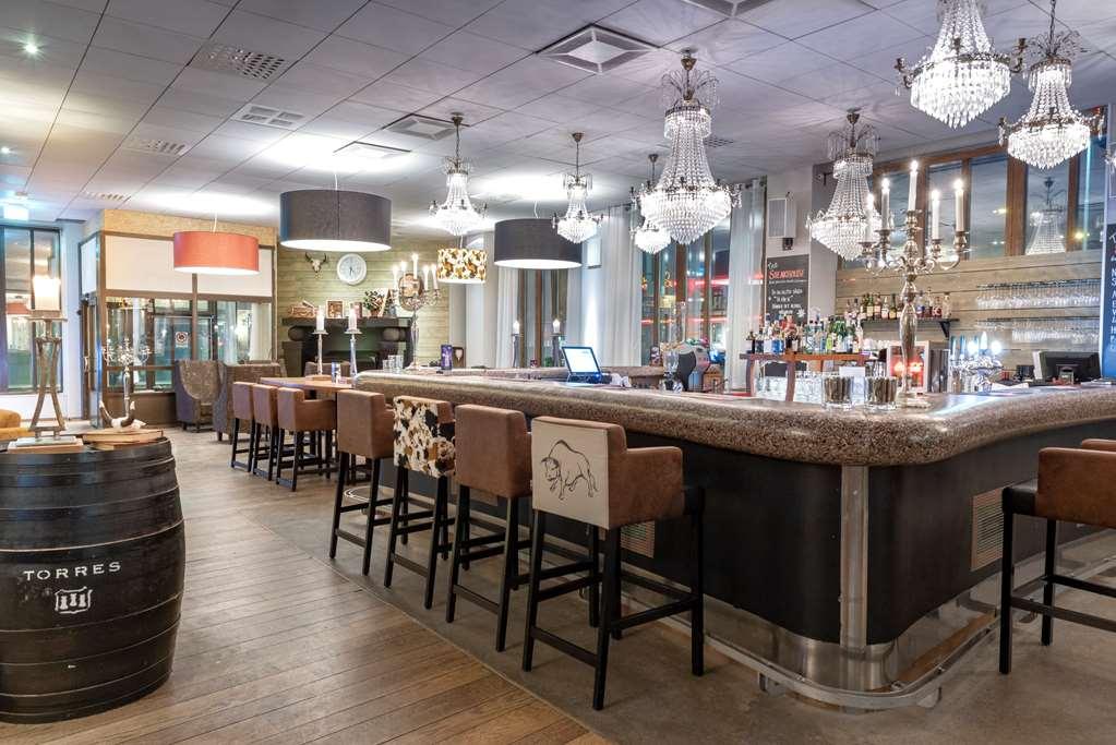 First Hotel Stadt แฮร์เนอซันด์ ร้านอาหาร รูปภาพ